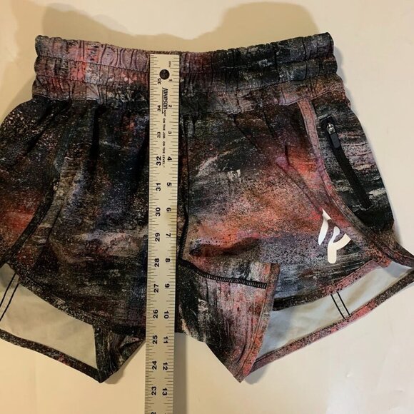 Lululemon Women's Tracker Athletic Outdoor 4" Inseam Running Yoga Short Size 4 - Picture 10 of 11